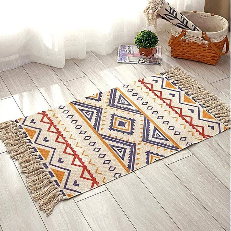 RUGS